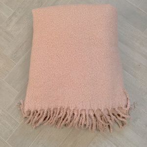 COPY - faux Pottery barn mohair oversize throw blanket blush-- no tags